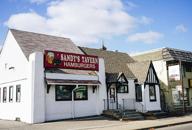Sandys_Tavern-3.jpg