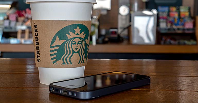What We’re Reading: Starbucks mobile pay trumps Apple