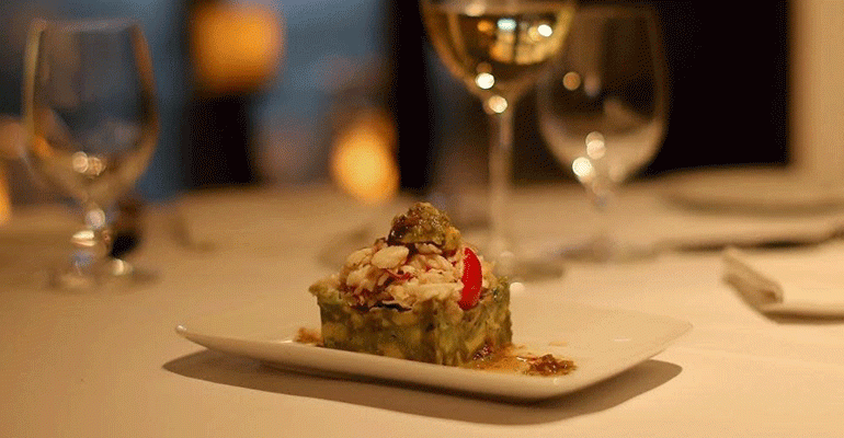 Restaurants indulge in Dungeness crab for the holidays