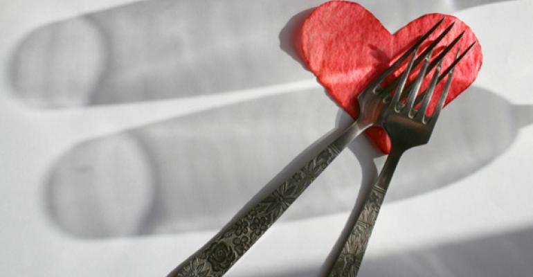 Restaurants aim Cupid&#039;s arrow at lovers