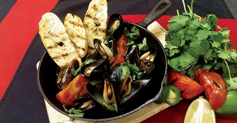 Charred Tomato and Tequila Mussels with Grilled Bread