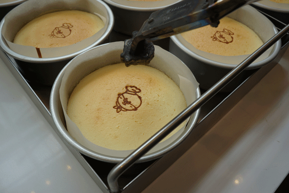 Uncle Tetsu cheesecakes